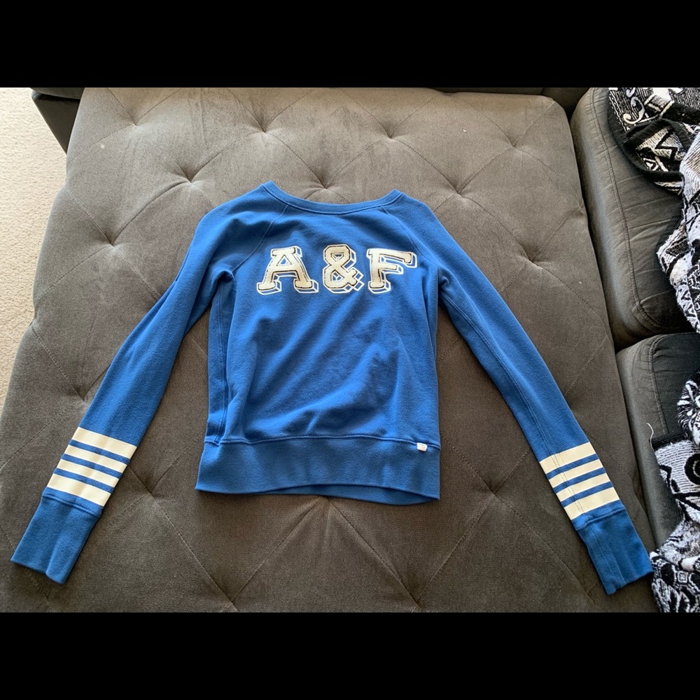 Blue A&F sweater